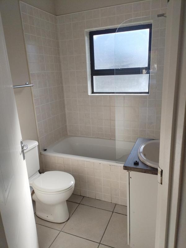2 Bedroom Property for Sale in Highbury Western Cape